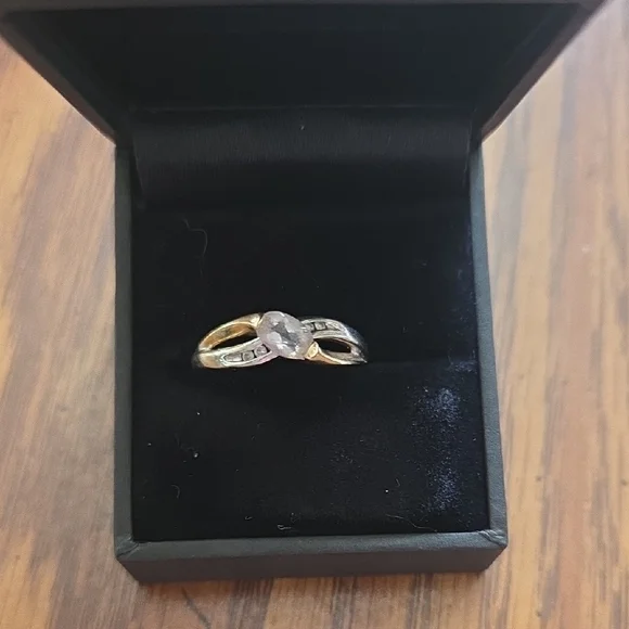 14K Two-Tone Gold Morganite and Diamond Ring - Picture 4 of 4